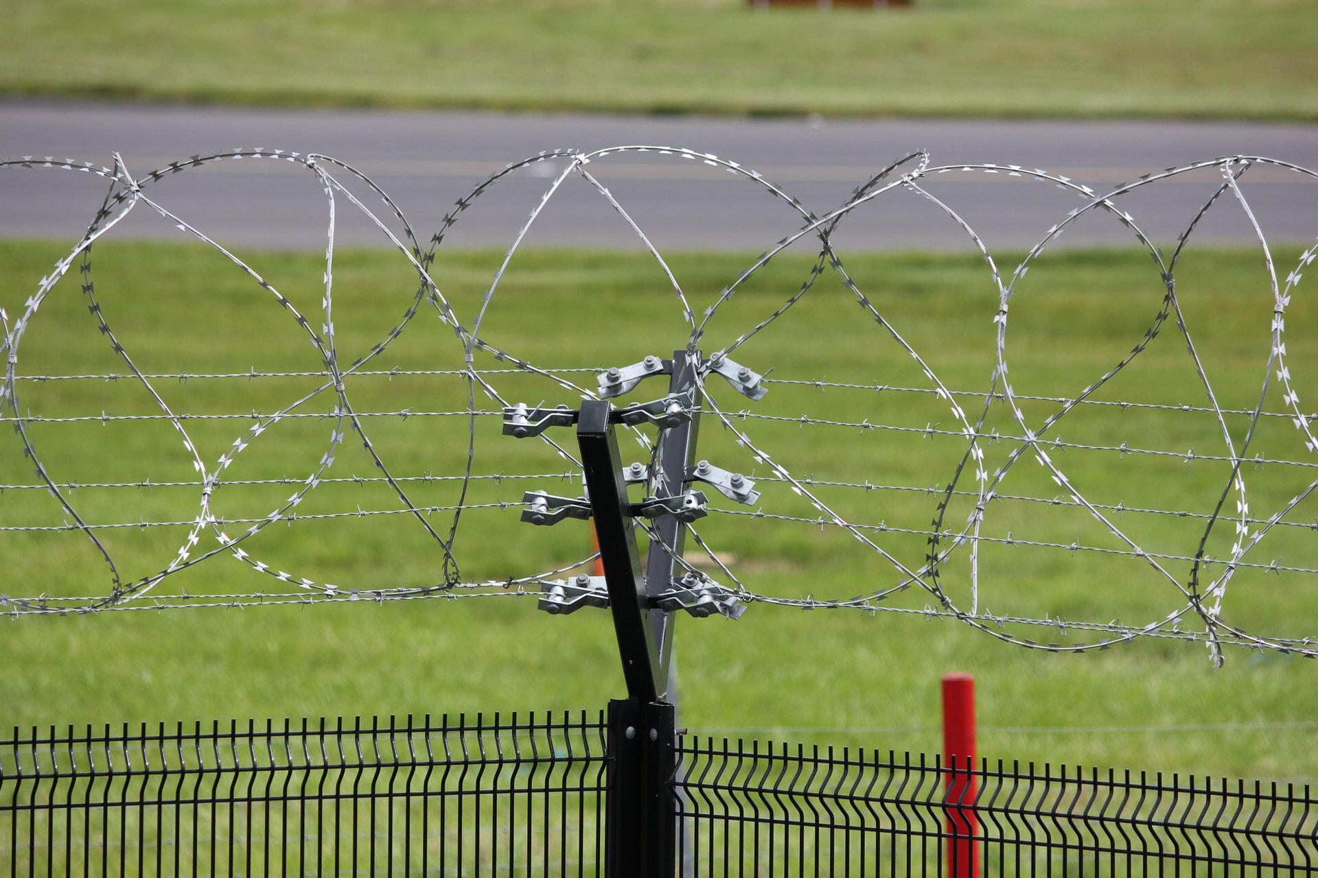 Razor Blade Barbed Wire